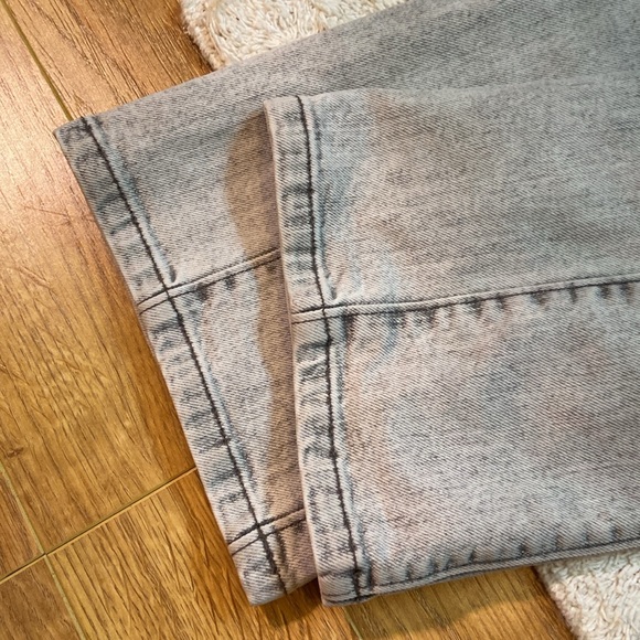 Armani Exchange grey wash jeans size 2 - Picture 4 of 5